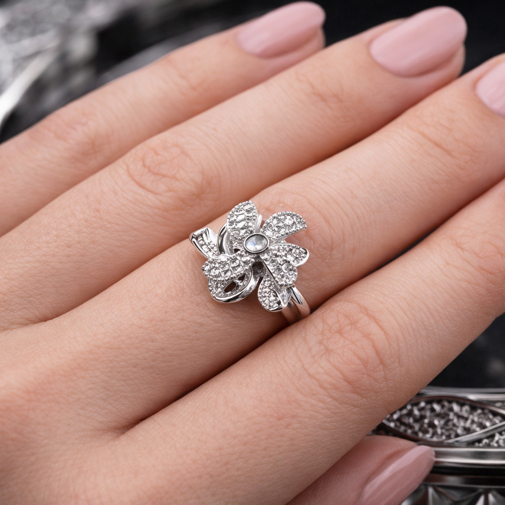 VISINORY IMPERIAL SILVER BLOOSOM RING - Image 6